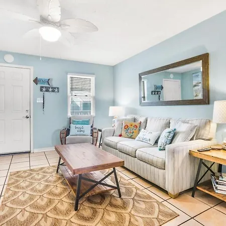 Sunrise Village 215- 2Br 1Ba Gulf Front Sleep 6