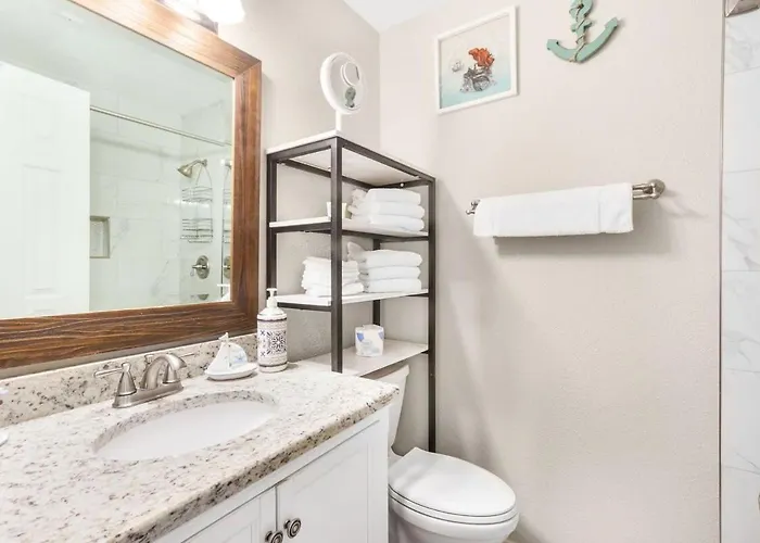 Holiday home Sunrise Village 215- 2br 1ba Gulf Front Sleep 6 *