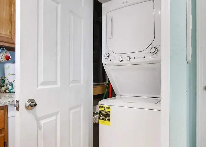 Holiday home Sunrise Village 215- 2br 1ba Gulf Front Sleep 6 Gulf Shores